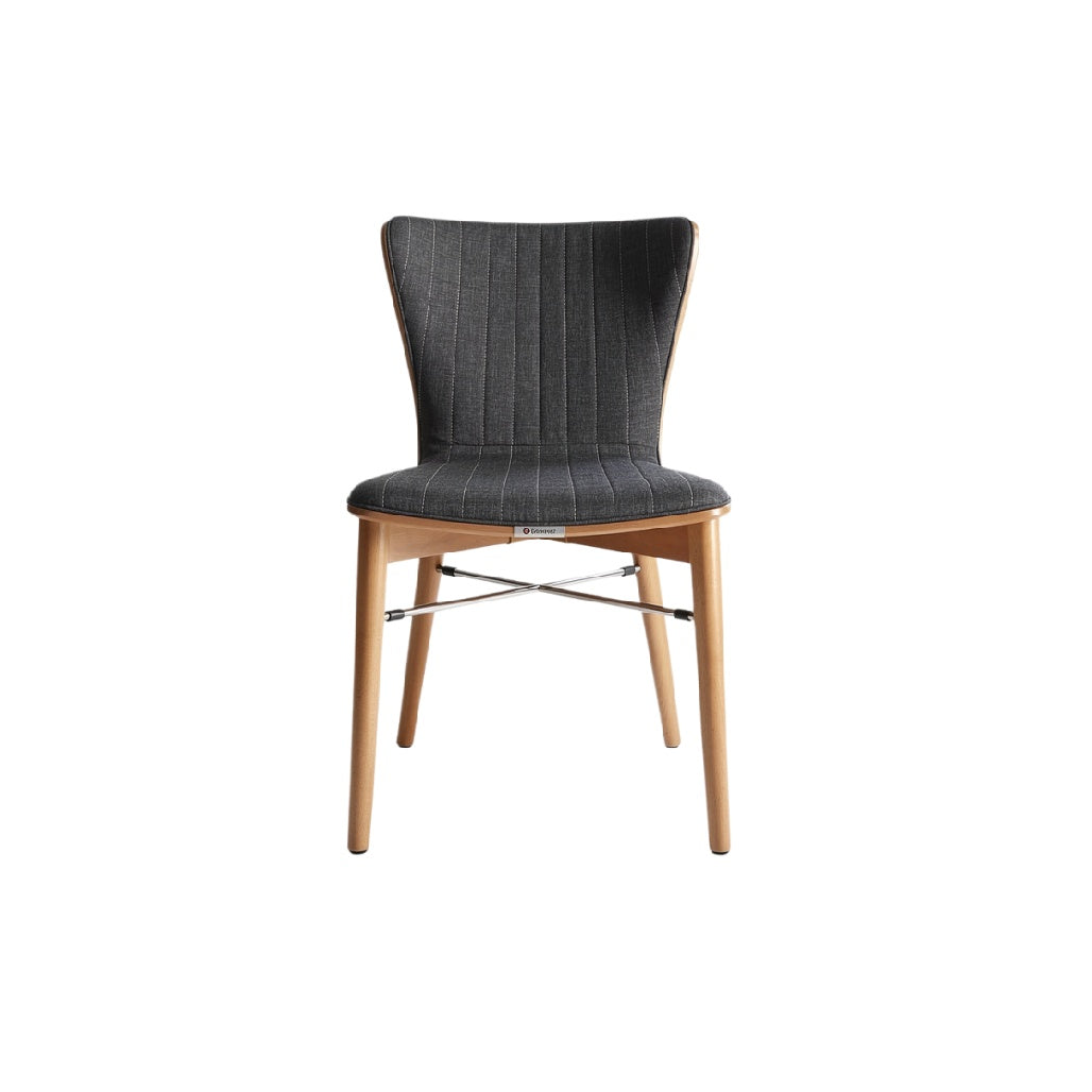 Krzesło z tkaniny i drewna – nowoczesny design z ergonomicznym oparciem