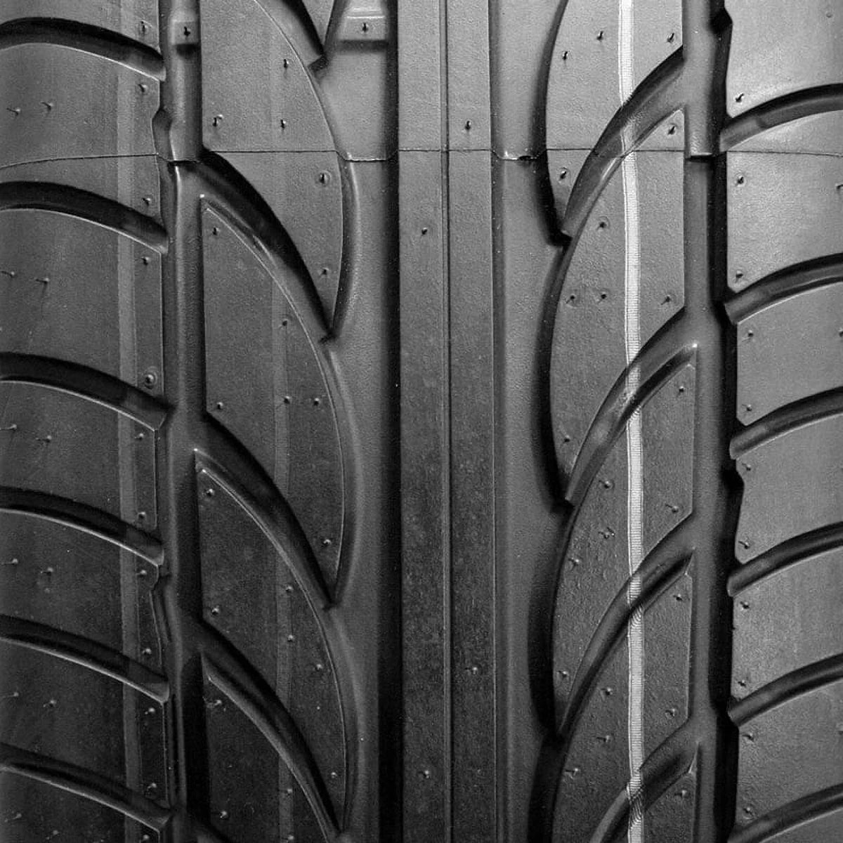 Achilles Desert Hawk X-MT 235/85R16 120 Q Tire