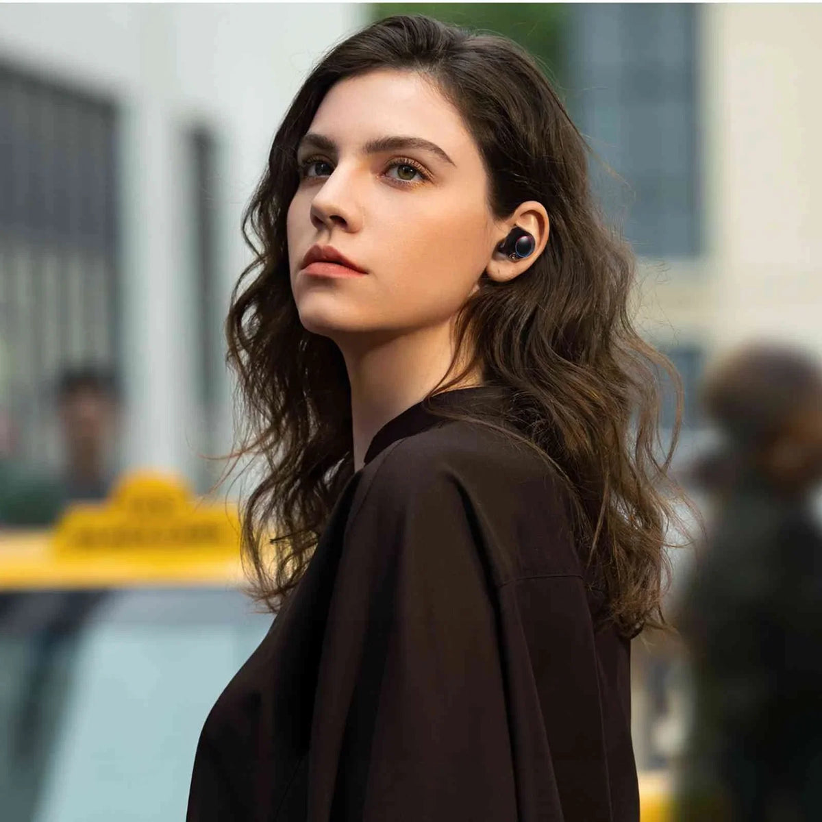 UrbanX True Wireless Bluetooth Earbuds + Charging Case, Black, Dual Connect, IPX5 Water Resistance, Bluetooth 5.2 Connection, Balanced, Bass Boost Compatible with Lenovo Tab P11 Pro